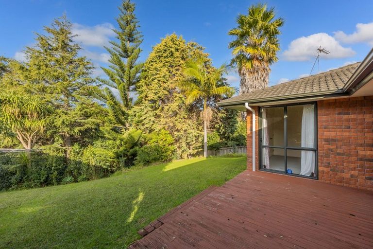 Photo of property in 11 Fresil Lane, Massey, Auckland, 0614