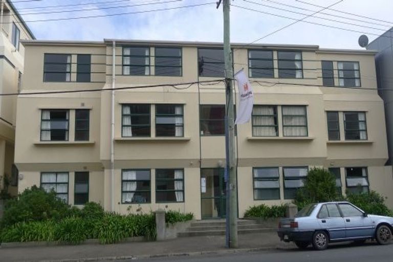 Photo of property in Te Awhina Apartments, 10/22u Sussex Street, Mount Cook, Wellington, 6021