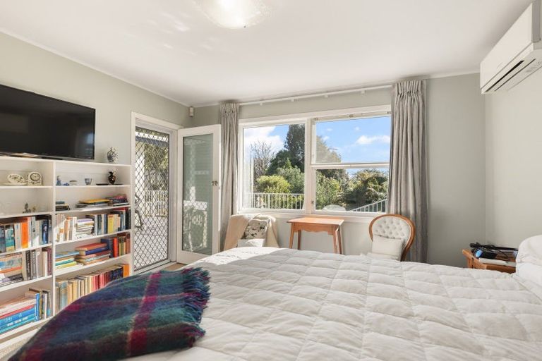 Photo of property in 2 Highfield Place, Lynmore, Rotorua, 3010