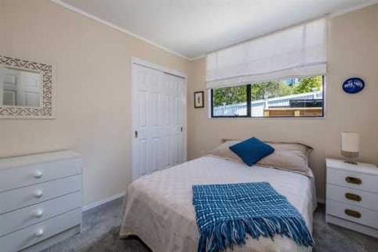 Photo of property in 103 Aberdeen Road, Castor Bay, Auckland, 0620