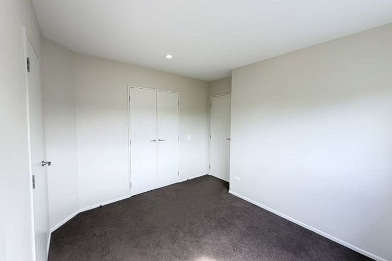Photo of property in 9 Amber Glen, Albany, Auckland, 0632