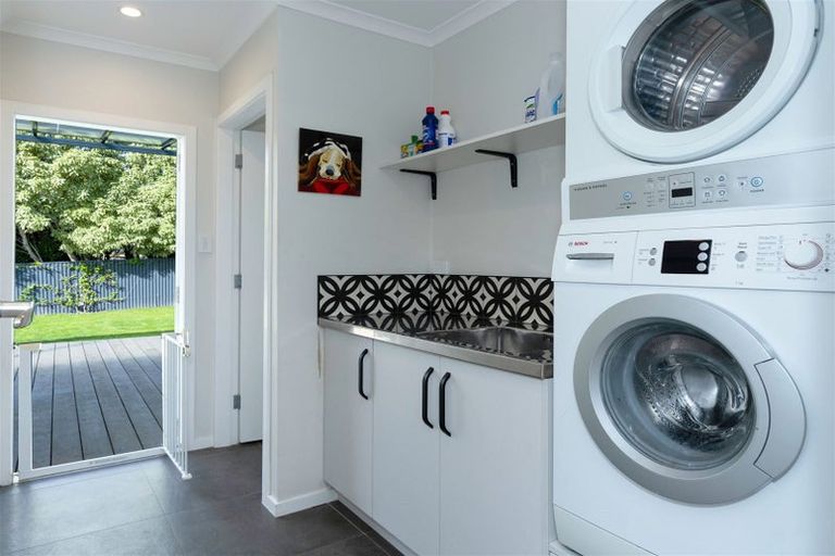 Photo of property in 16 Glen Street, Levin, 5510