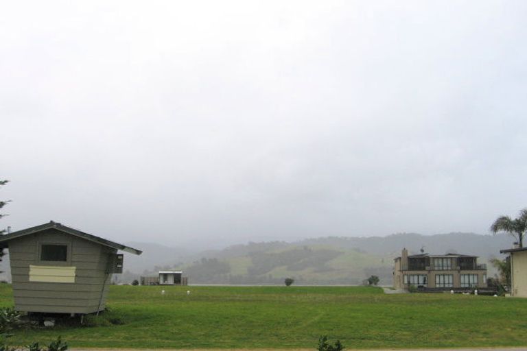 Photo of property in 121 Motu Hei, Pauanui, Hikuai, 3579