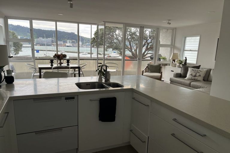 Photo of property in 130u1 Oriental Parade, Oriental Bay, Wellington, 6011