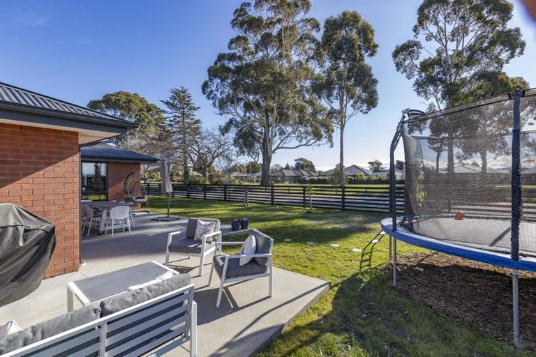 Photo of property in 22 Minerva Crescent, Woodend, 7610
