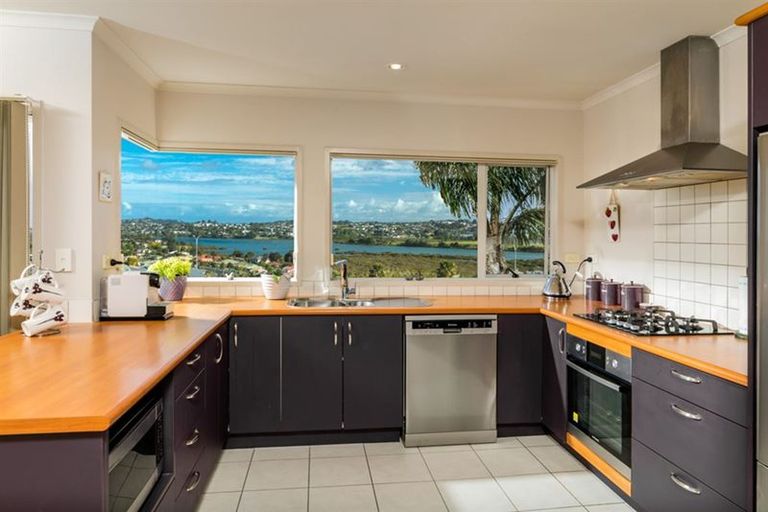 Photo of property in 107 Maire Road, Orewa, 0931