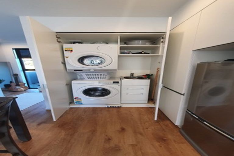 Photo of property in 23/6 Waverley Street, Sydenham, Christchurch, 8023