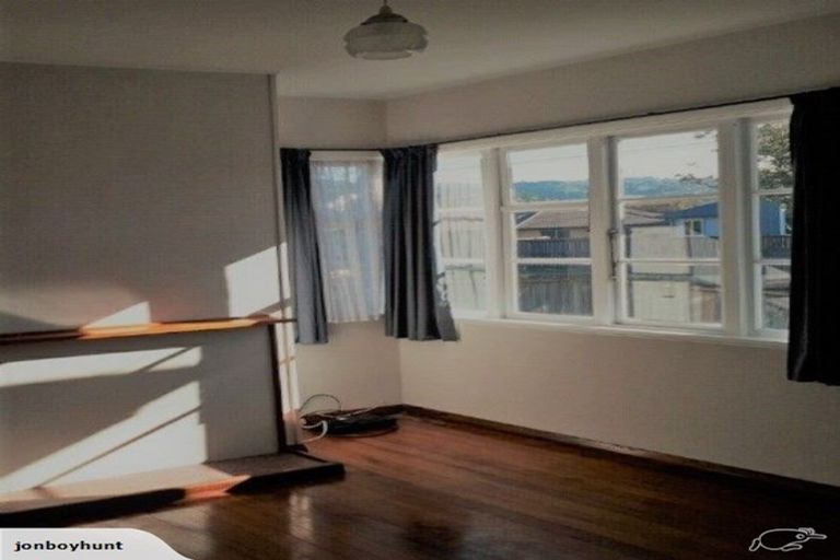 Photo of property in 35 Cumnor Terrace, Woolston, Christchurch, 8023