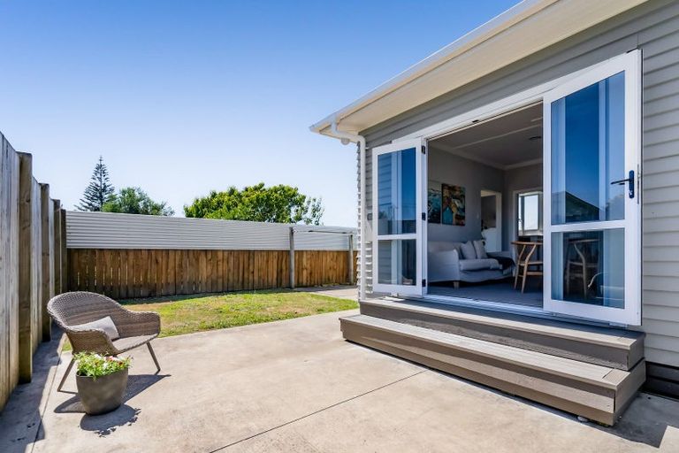 Photo of property in 104b Centennial Avenue, Waitara, 4320