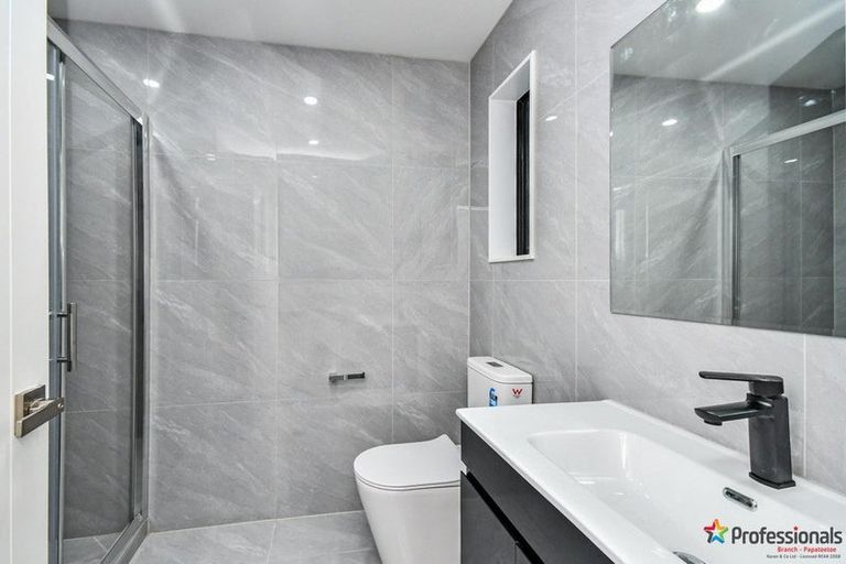 Photo of property in 4a Romney Place, Manurewa, Auckland, 2102
