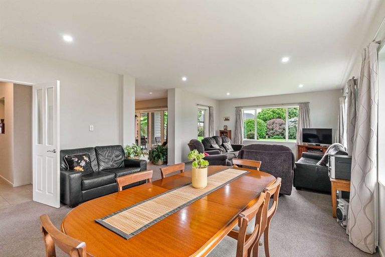 Photo of property in 8 Melville Crescent, Rolleston, 7614