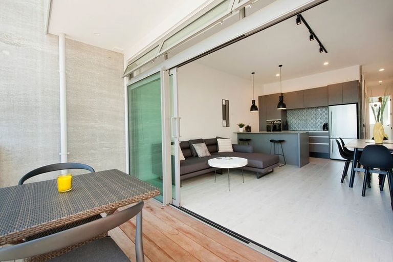 Photo of property in 51 Collingwood Street, Nelson, 7010