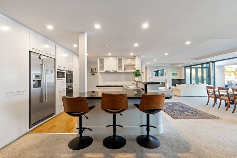 Photo of property in 4/308 Oriental Parade, Oriental Bay, Wellington, 6011