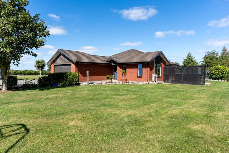 Photo of property in 33 Mchugh Crescent, Darfield, 7510