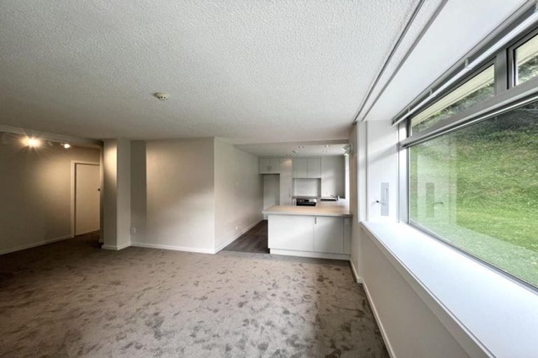 Photo of property in Jerningham Apartments, 20 Oriental Terrace, Oriental Bay, Wellington, 6011