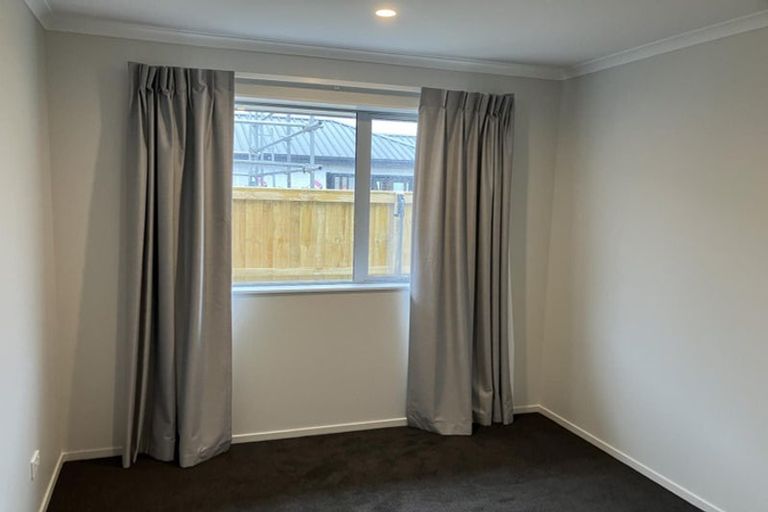 Photo of property in 16 Frogmore Way, Rolleston, 7615