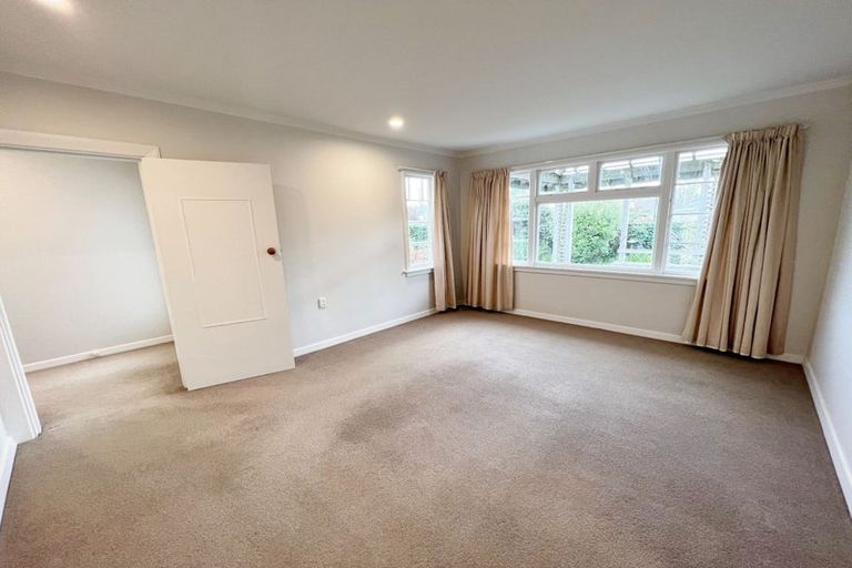 Photo of property in 53 Kirkwood Avenue, Upper Riccarton, Christchurch, 8041