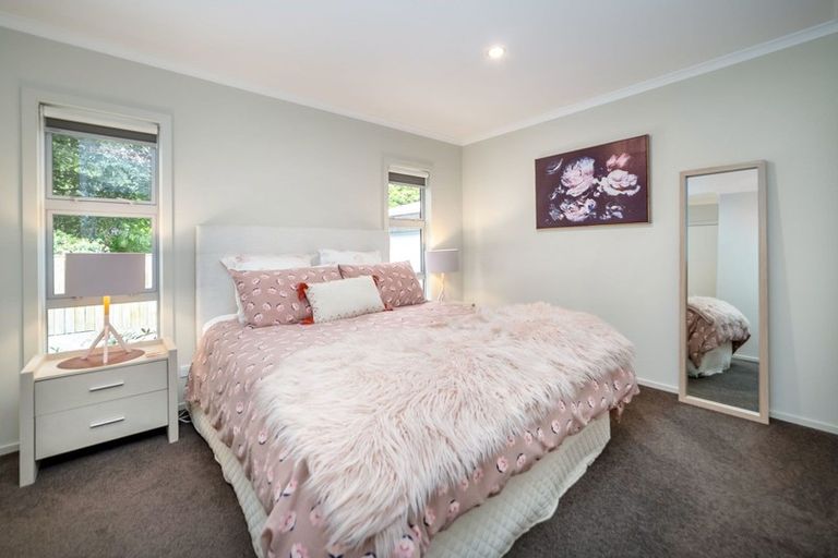 Photo of property in 12 Wood Street, Greytown, 5712
