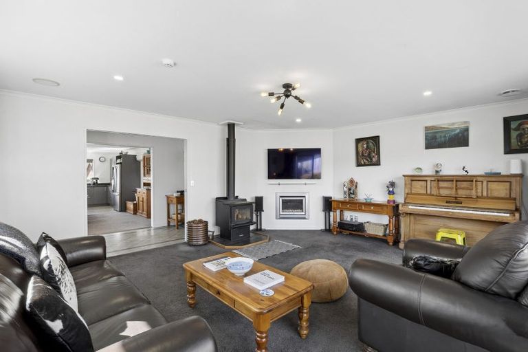 Photo of property in 24 Sunninghurst Drive, Fairfield, Dunedin, 9018