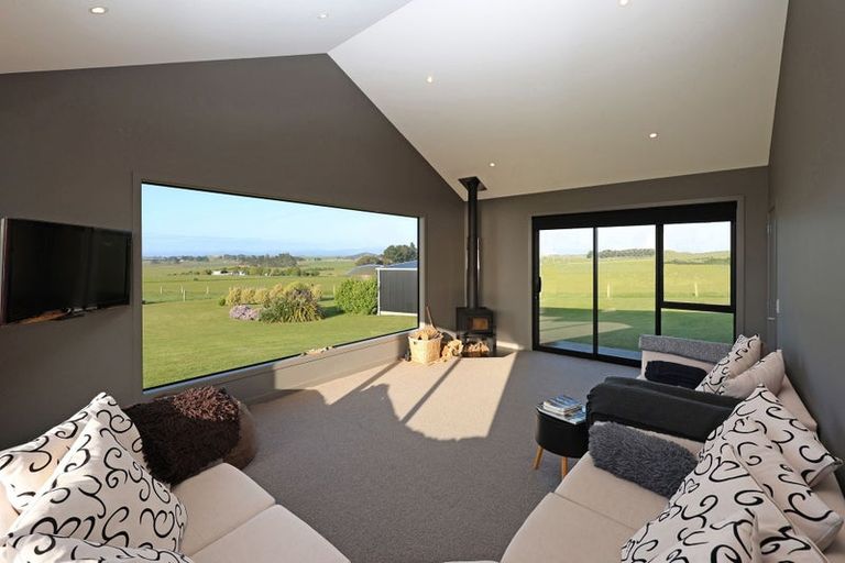 Photo of property in 55 Gardiners Road, Awamoa, Oamaru, 9495