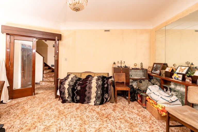 Photo of property in 323 Adelaide Road, Newtown, Wellington, 6021