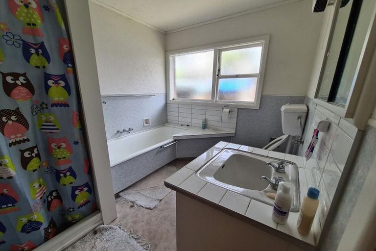 Photo of property in 27 Tuirau Place, Ilam, Christchurch, 8041