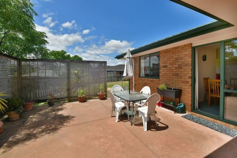 Photo of property in 67 Cabeleigh Drive, Helensville, 0800