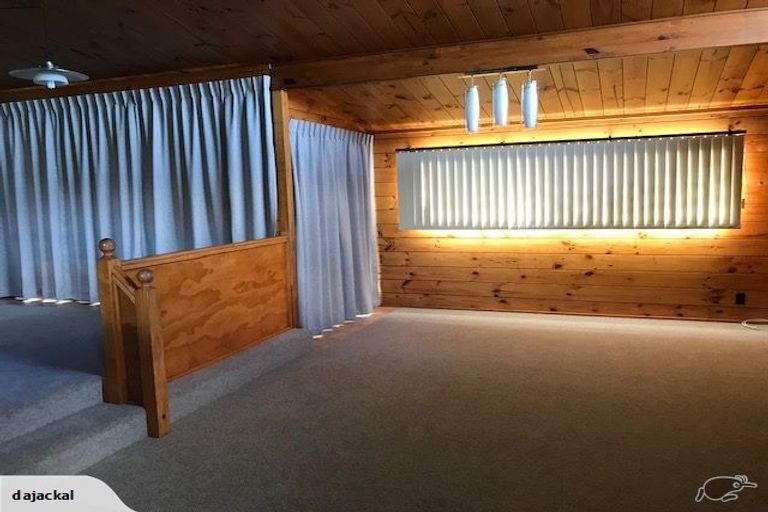 Photo of property in 4 Johnson Place, Queenstown, 9300