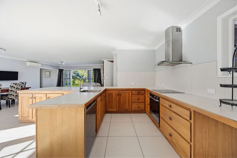 Photo of property in 36 Longview Road, Poraiti, Napier, 4182