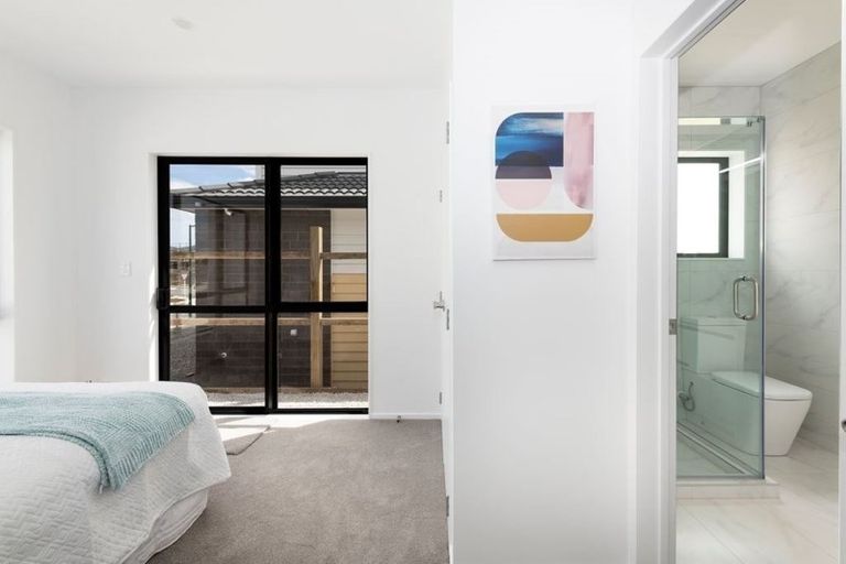 Photo of property in 58 Cooladawson Drive, Flat Bush, Auckland, 2019