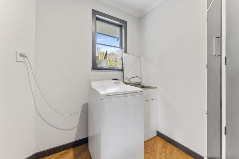 Photo of property in 3 Camellia Avenue, Aramoho, Whanganui, 4500