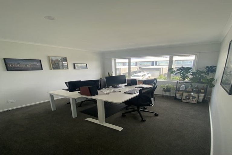 Photo of property in 22 Taitonga Lane, Stanmore Bay, Whangaparaoa, 0932