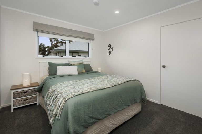 Photo of property in 52 Papaunahi Road, Bowentown, Waihi Beach, 3177
