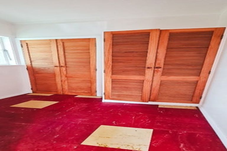 Photo of property in 2 Kim Street, Wainuiomata, Lower Hutt, 5014