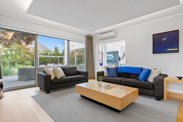 Photo of property in 86 Hinau Street, Riccarton, Christchurch, 8041