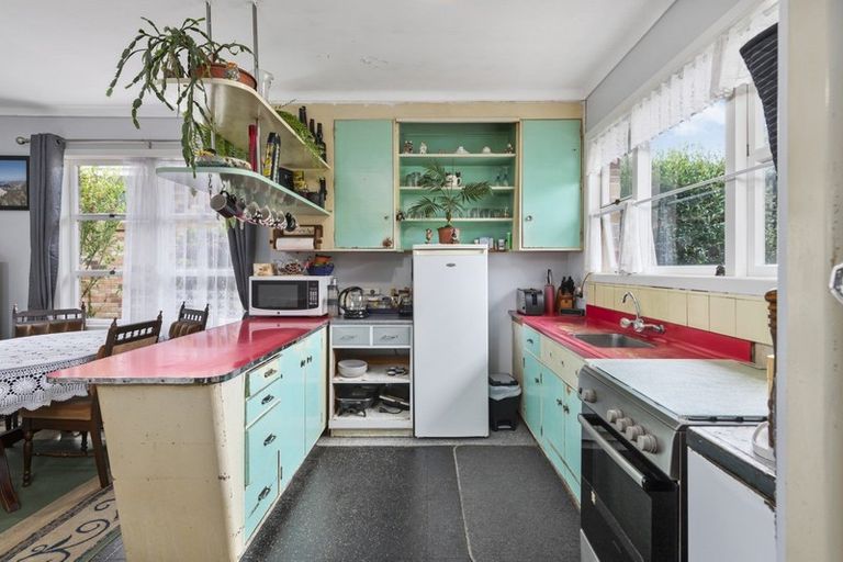 Photo of property in 24 Hayes Avenue, Gate Pa, Tauranga, 3112