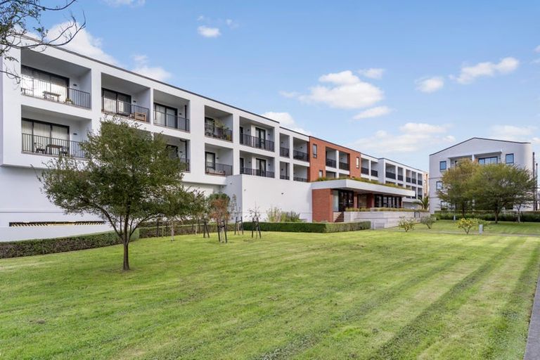 Photo of property in 111/81 Mapou Road, Hobsonville, Auckland, 0616