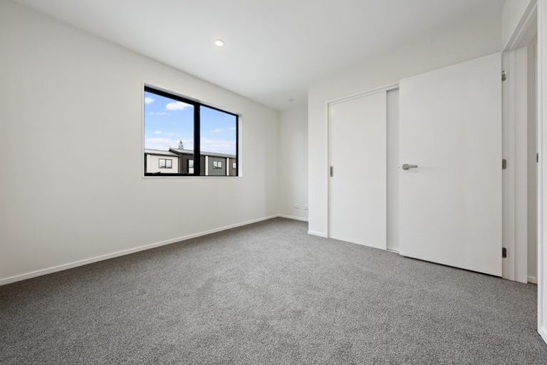 Photo of property in 53 Jabuka Street, Glen Eden, Auckland, 0602