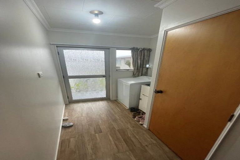 Photo of property in 1 Cassia Place, Bell Block, New Plymouth, 4312