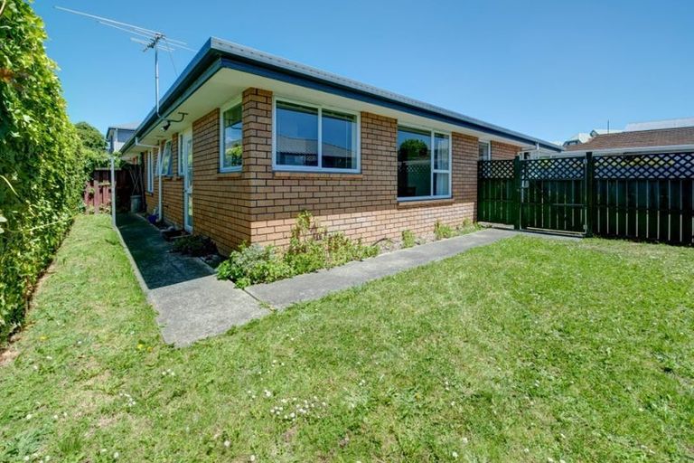 Photo of property in 3/19 Maxwell Street, Riccarton, Christchurch, 8041