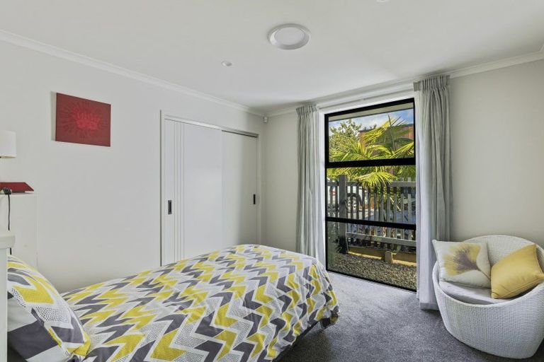 Photo of property in 10 Mackillop Way, Brooklands, New Plymouth, 4310