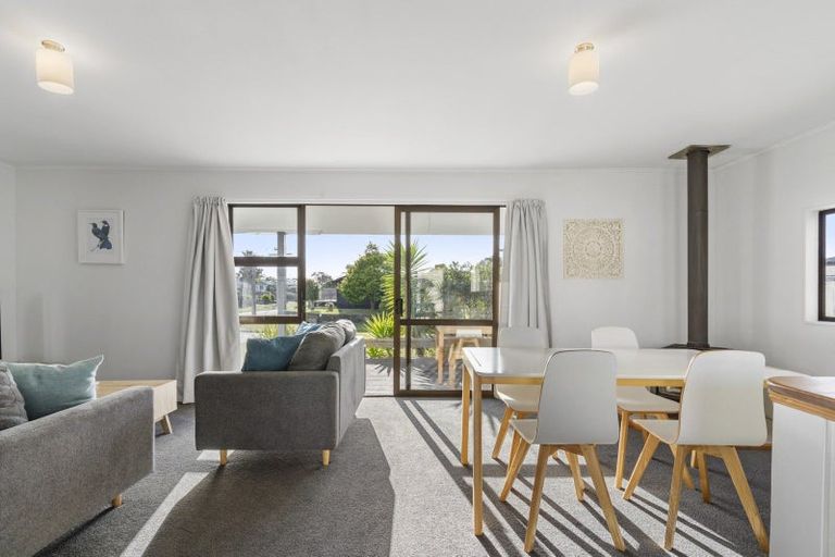 Photo of property in 309 Linton Crescent, Whangamata, 3620