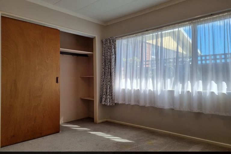 Photo of property in 113 Tukapa Street, Westown, New Plymouth, 4310