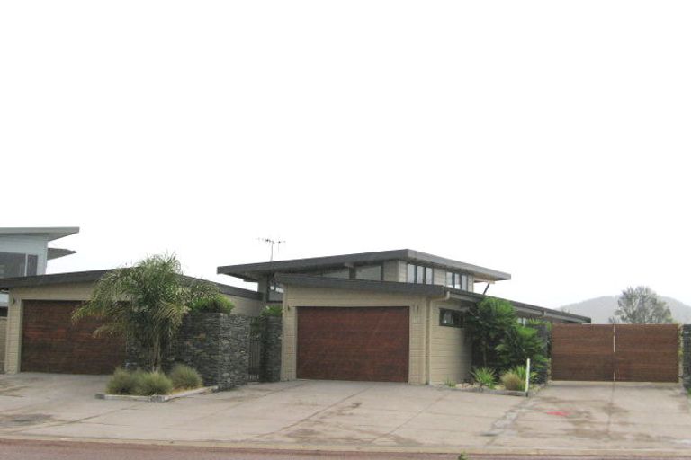 Photo of property in 115 Motu Hei, Pauanui, Hikuai, 3579