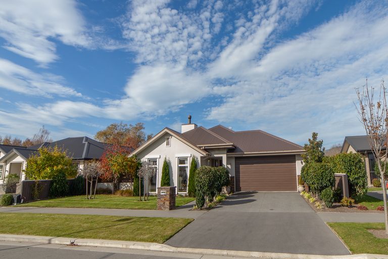 Photo of property in 15 Old Red Barn Road, Halswell, Christchurch, 8025