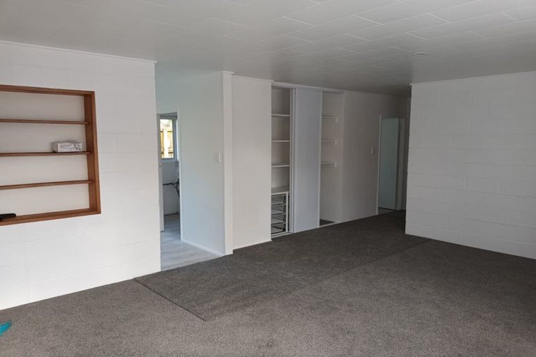 Photo of property in 18 Otaika Road, Woodhill, 0110