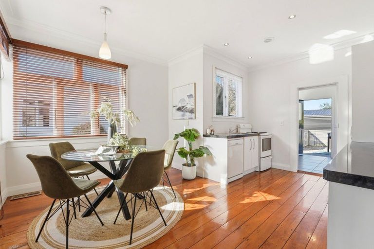 Photo of property in 21 Godwin Crescent, College Estate, Whanganui, 4500