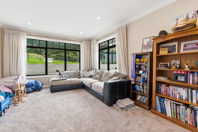 Photo of property in 60 Tirohanga Road, North Taieri, Mosgiel, 9092