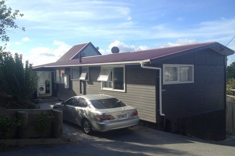 Photo of property in 120 Sunset Road, Unsworth Heights, Auckland, 0632