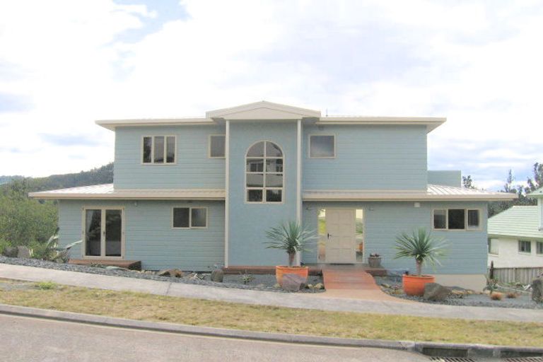 Photo of property in 104 Pacific View Drive, Whangamata, 3620